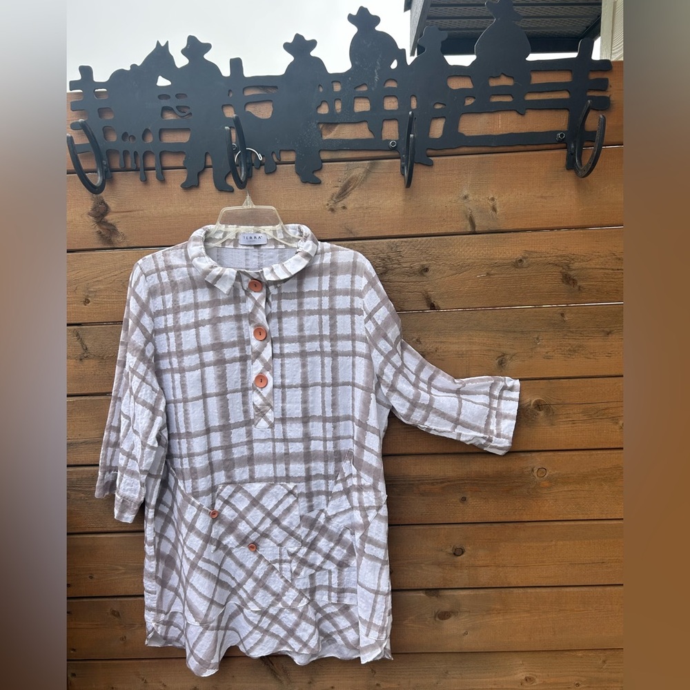 252.TERRA Apparel Plaid Cotton Tunic Top